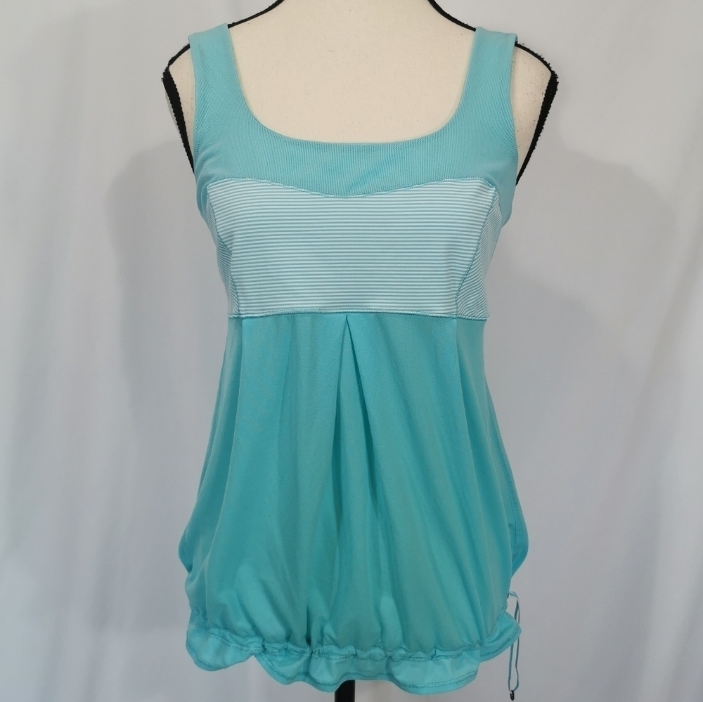 Lululemon Like New Elevate Mesh Tank in Angel Blue & White - Sz 8